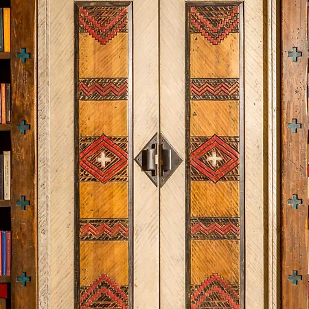 Rosewood Inn Of The Anasazi